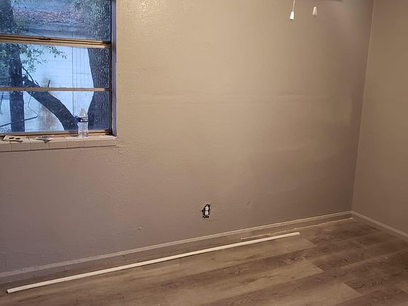 3rd image of 1778 Spires Ave #4