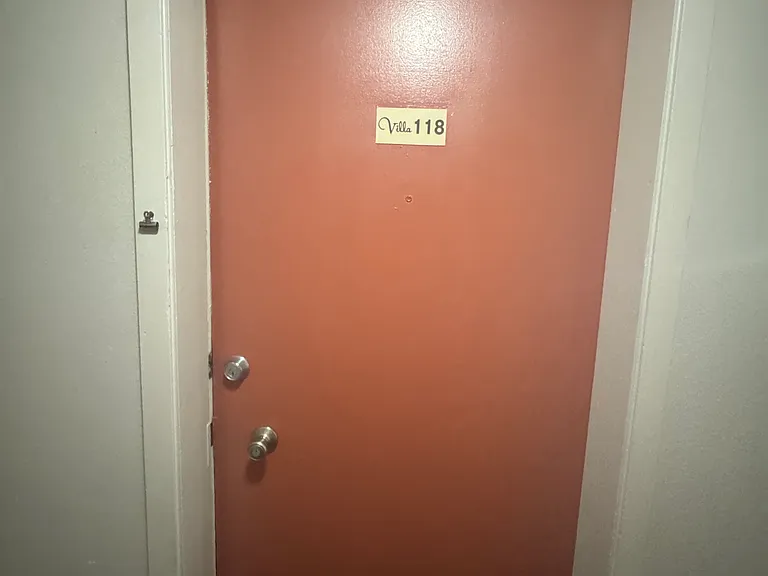 Villa Apartments — Photo 45