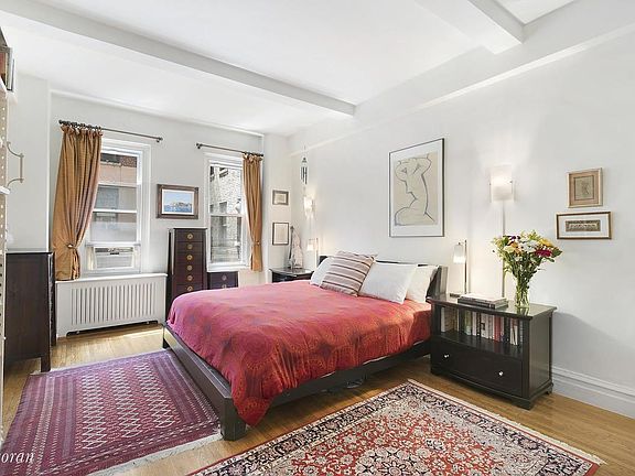 4th image of 77 Park Ave #9D