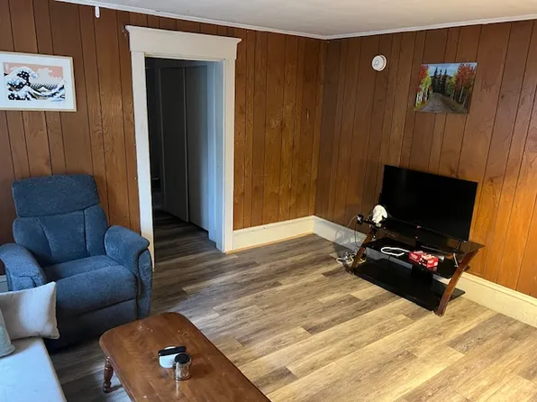 23 Myrtle St #A, Orono, ME 04473