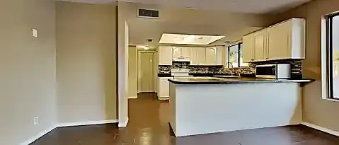855 E Viola St — Photo 12
