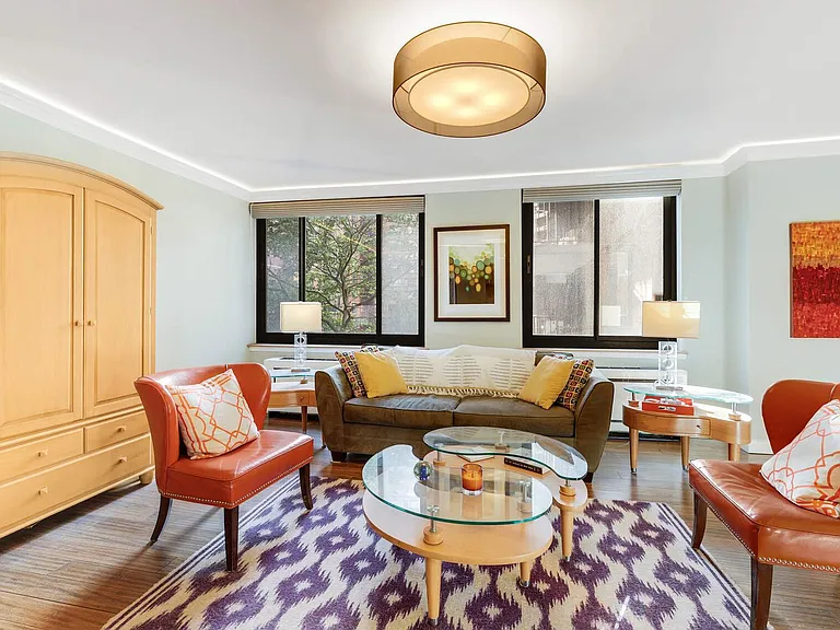 300 Albany St #4O — Photo 3