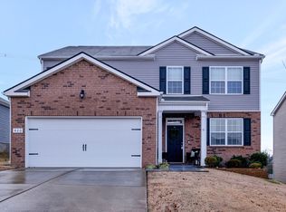 820 Foxdale Dr, Columbia, TN 38401