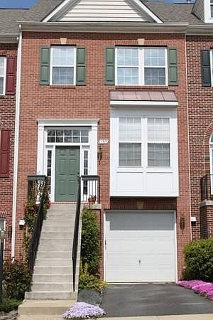 1st image of 11517 Cavalier Landing Ct