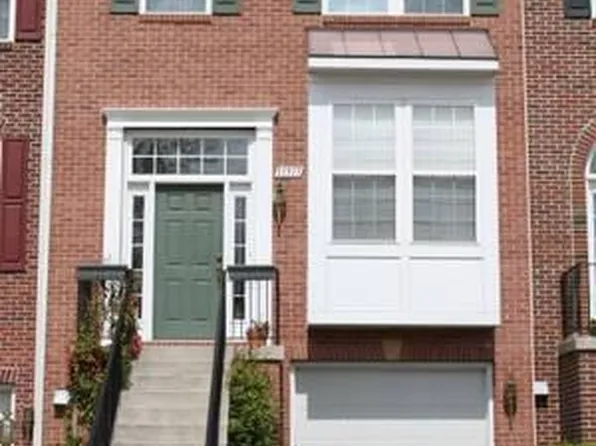 11517 Cavalier Landing Ct, Fairfax, VA 22030