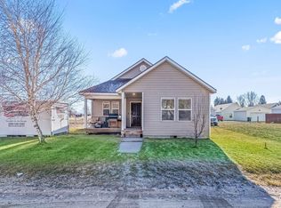226 Garnet Ave E, Fairfield, ID 83327