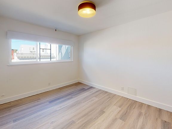 3rd image of 2028 Scott St #302