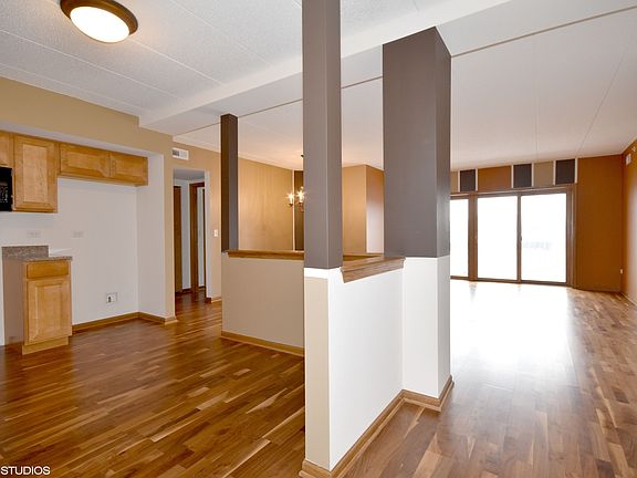 3rd image of 2030 Saint Regis Dr APT 410