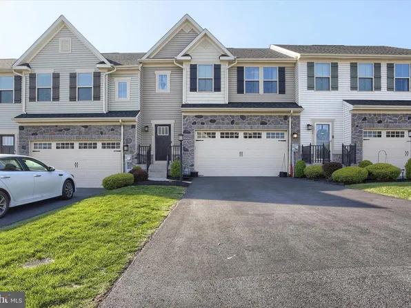 4264 Secretariat St, Harrisburg, PA 17112