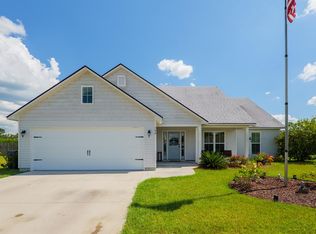188 Cypress St, Ray City, GA 31645