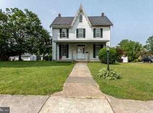 64 Pine St, Oxford, PA 19363