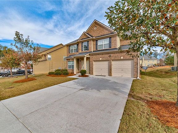 3rd image of 3025 Gayle Manor Ln