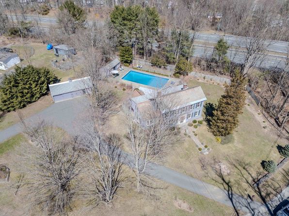 301 Maple Street, Brattleboro, VT 05301