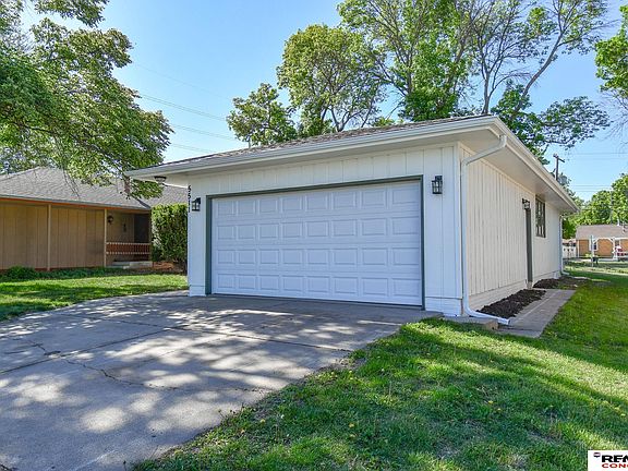 4th image of 5511 Glade St