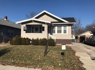 1126 E Ave NW, Cedar Rapids, IA 52405