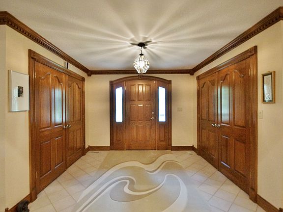 Large Foyer