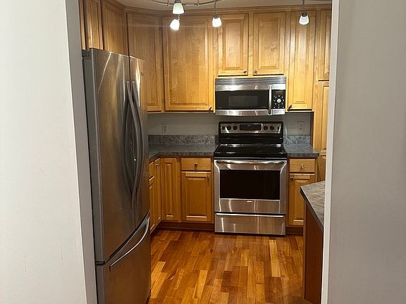 3rd image of 15625 26th Ave N APT D