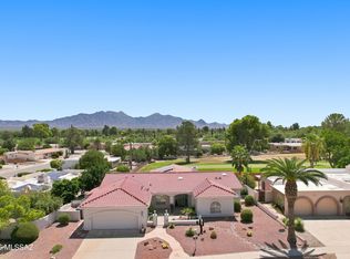 286 E Paseo De Golf, Green Valley, AZ 85614