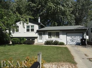 1816 Johnson Dr, Normal, IL 61761