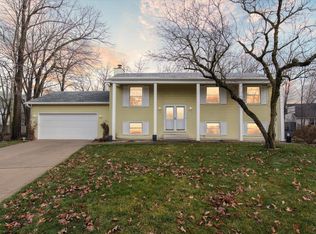 916 Shady Oaks Ct, Mishawaka, IN