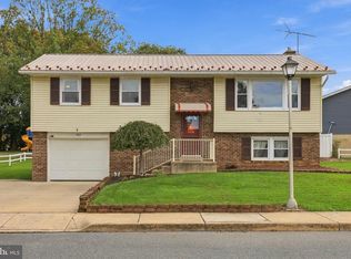 283 Boomerang Dr, Ephrata, PA 17522