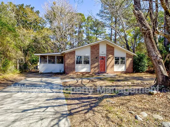 402 Kingston Rd, Wilmington, NC 28409