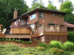 10139 NE Shore Dr, Indianola, WA 98342