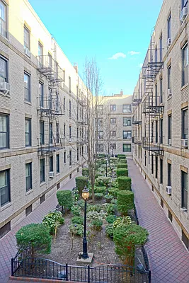 Rented by Compass | media 5