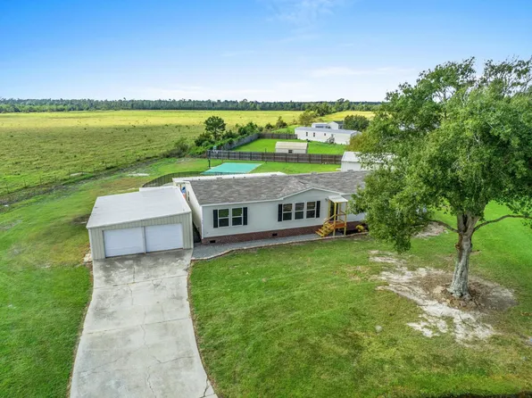4167 Greentree Ln, Lake Charles, LA 70611