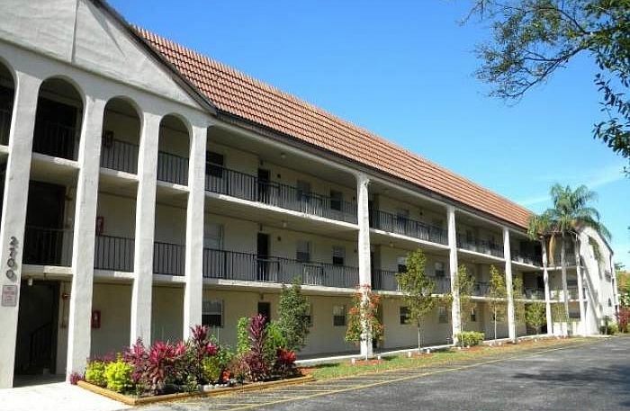 1st image of 2700 Coral Springs Dr APT 107