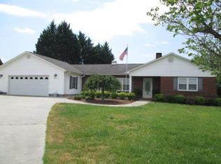 4147 Mountain View Cir, Lenoir, NC 28645