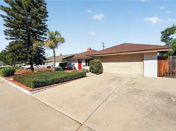 425 Blackpine Dr, Corona, CA 92879