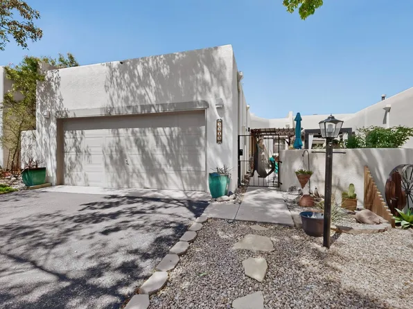 3315 Esplanade Cir SE, Rio Rancho, NM 87124