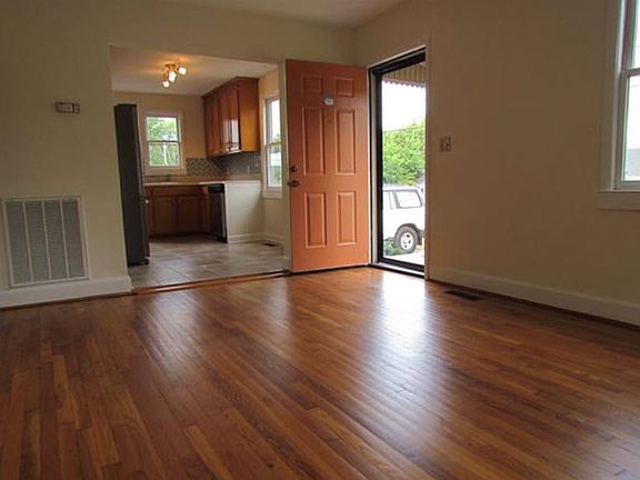 2nd image of 508 Norton Ave