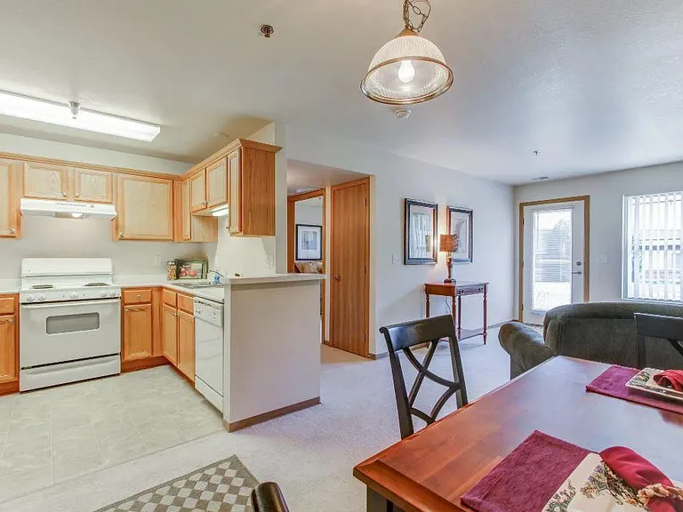 8160 Sunset Ln — Photo 1