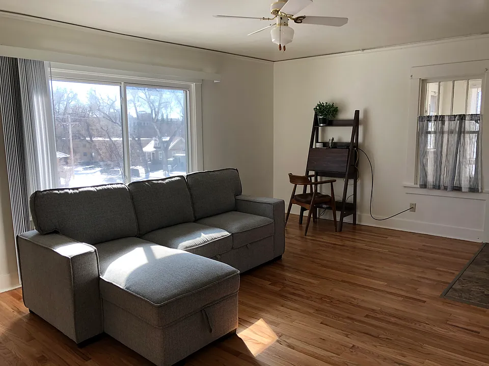 306 E 27th St #5