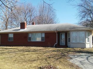 142 S Scatterfield Rd, Anderson, IN 46012