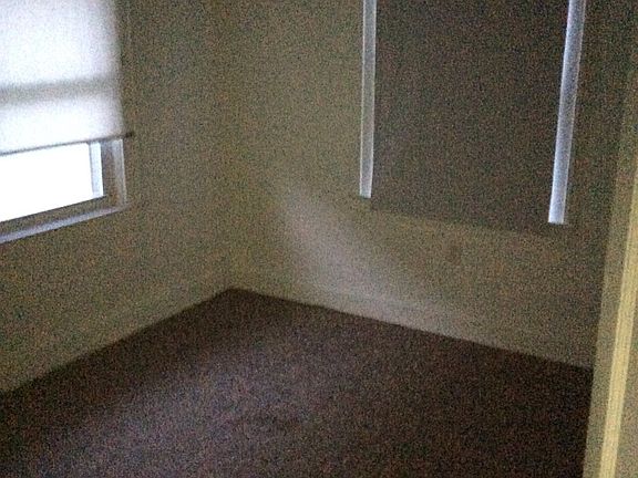 5th image of 119 Oakley Ave