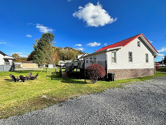3rd image of 107 Spurrier Rd
