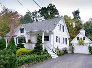 25 Totnes Rd, Braintree, MA 02184