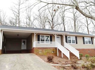 304 Old Tabernacle Rd, Belton, SC 29627