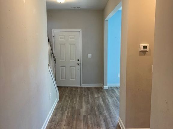 2nd image of 533 Transom Way