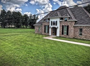 175 Potomac Dr, Bridge City, TX 77611