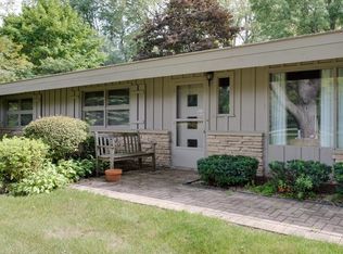 1855 Strenger Ln, Riverwoods, IL
