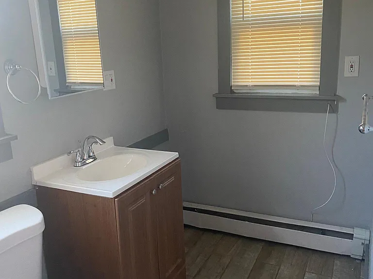 51 Birch Pl #1 — Photo 6