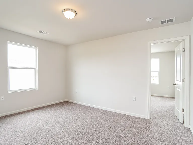 4027 Lake Russell Dr — Photo 14