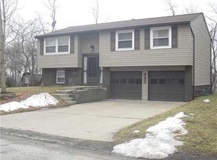 2886 Amy Dr, South Park, PA 15129