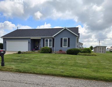 204 Rose Ln, Bourbon, IN, 46504
