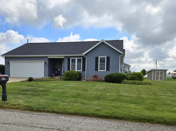 204 Rose Ln, Bourbon, IN 46504