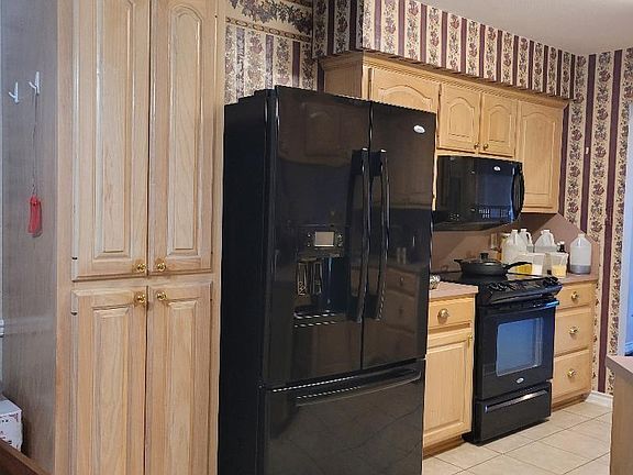 4th image of 2503 W Gay Ave